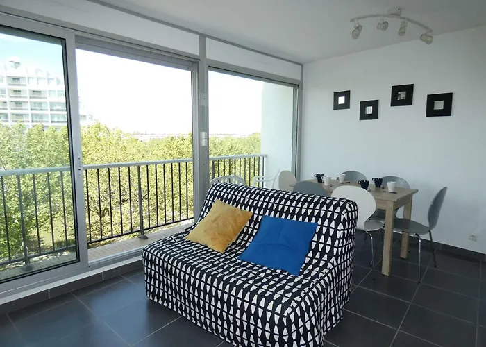 Apartment T2 Avec Piscine, Proche Et Commerces, Garage Prive, Quartier Couchant - Fr-1-328-227 La Grande-Motte